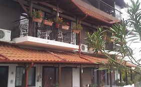 Vassilis Guesthouse